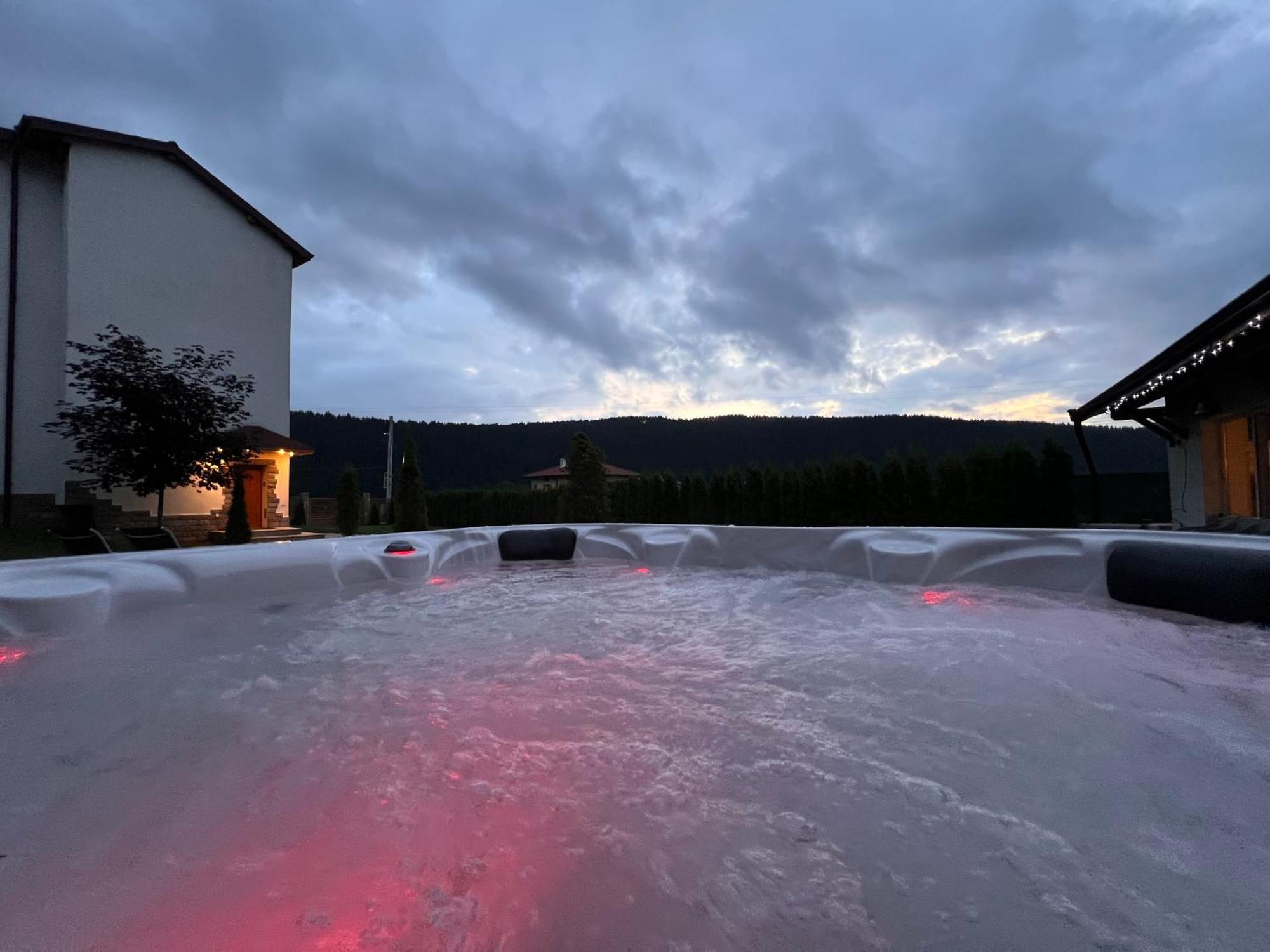Villa Adelheide - Spa, Bbq & Jacuzzi Beli Iskar Εξωτερικό φωτογραφία