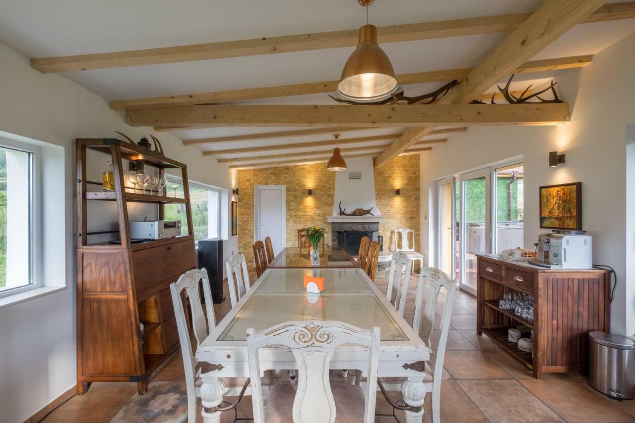 Villa Adelheide - Spa, Bbq & Jacuzzi Beli Iskar Εξωτερικό φωτογραφία